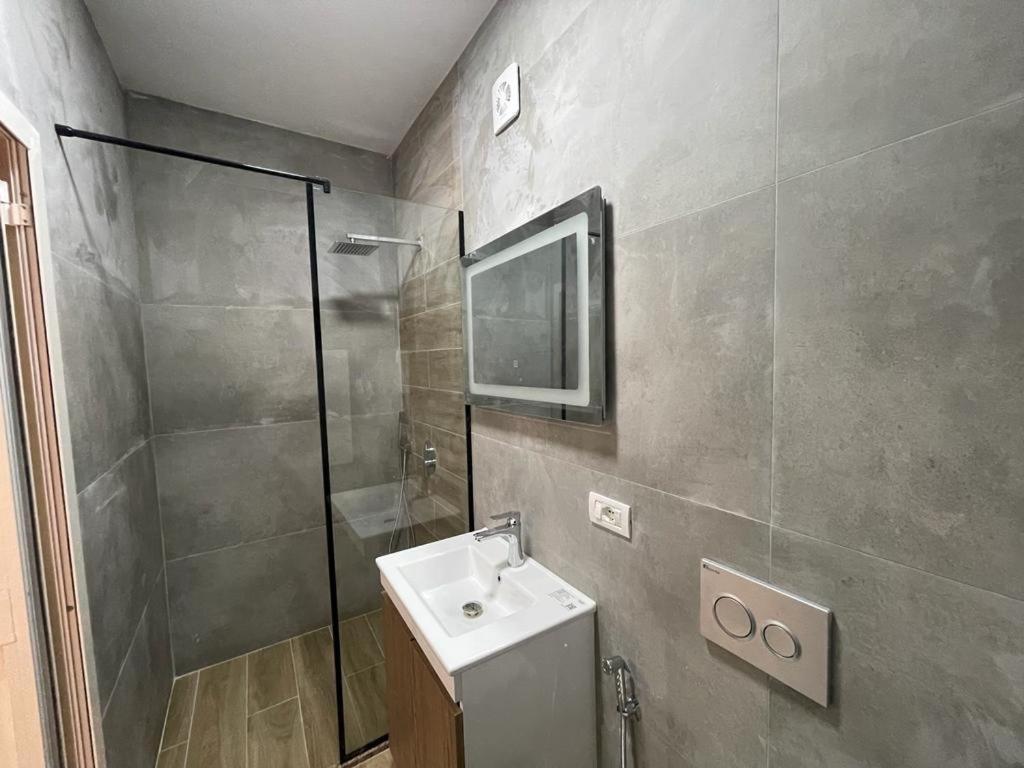 Bellavista Apartment ドゥラス エクステリア 写真