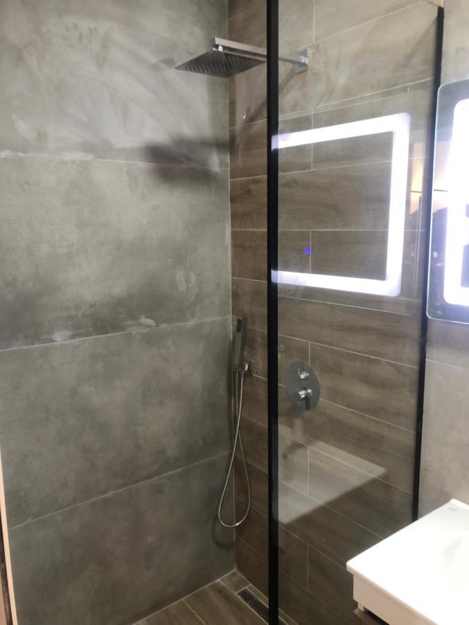 Bellavista Apartment ドゥラス エクステリア 写真