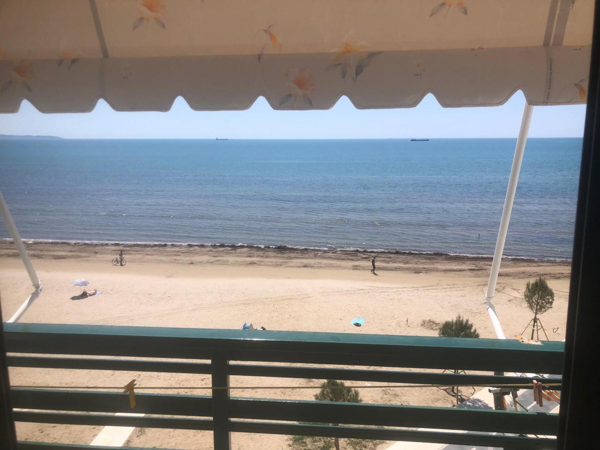 Bellavista Apartment ドゥラス エクステリア 写真